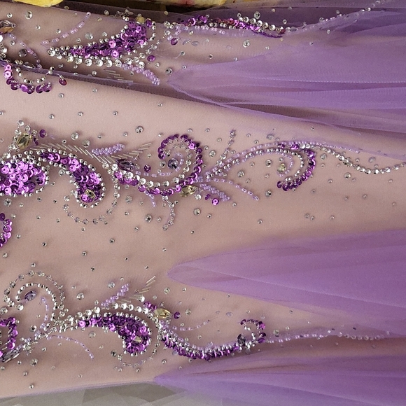 Envious prom gown - Picture 6 of 7